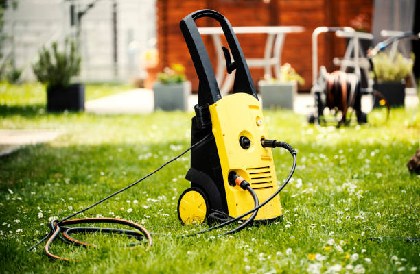 Best Sidewalk and Walkway Cleaning  in Cudahy, WI